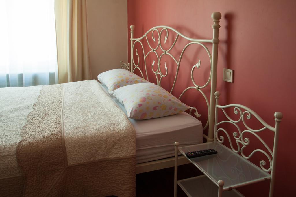 Apartment Roksolana 2 Lviv Exteriör bild