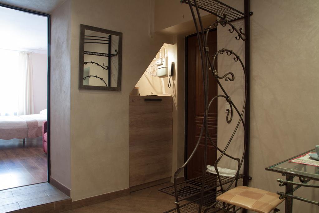 Apartment Roksolana 2 Lviv Exteriör bild